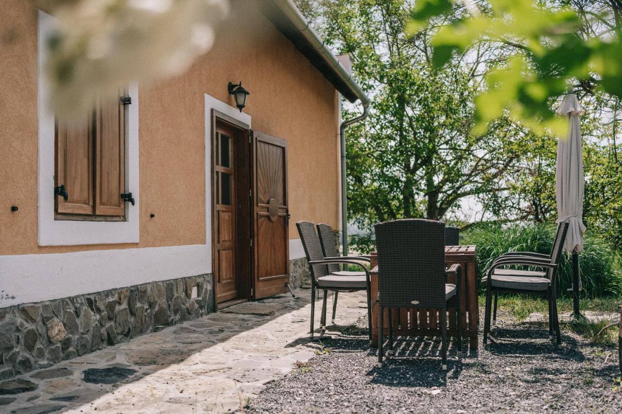 Szászi Birtok Hotel Hegymagas Exterior foto